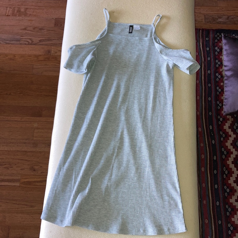 Grey dress